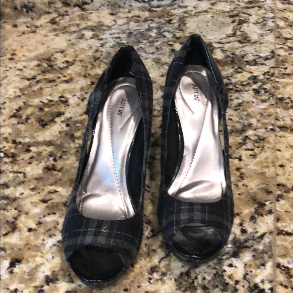 APT9 Heels
